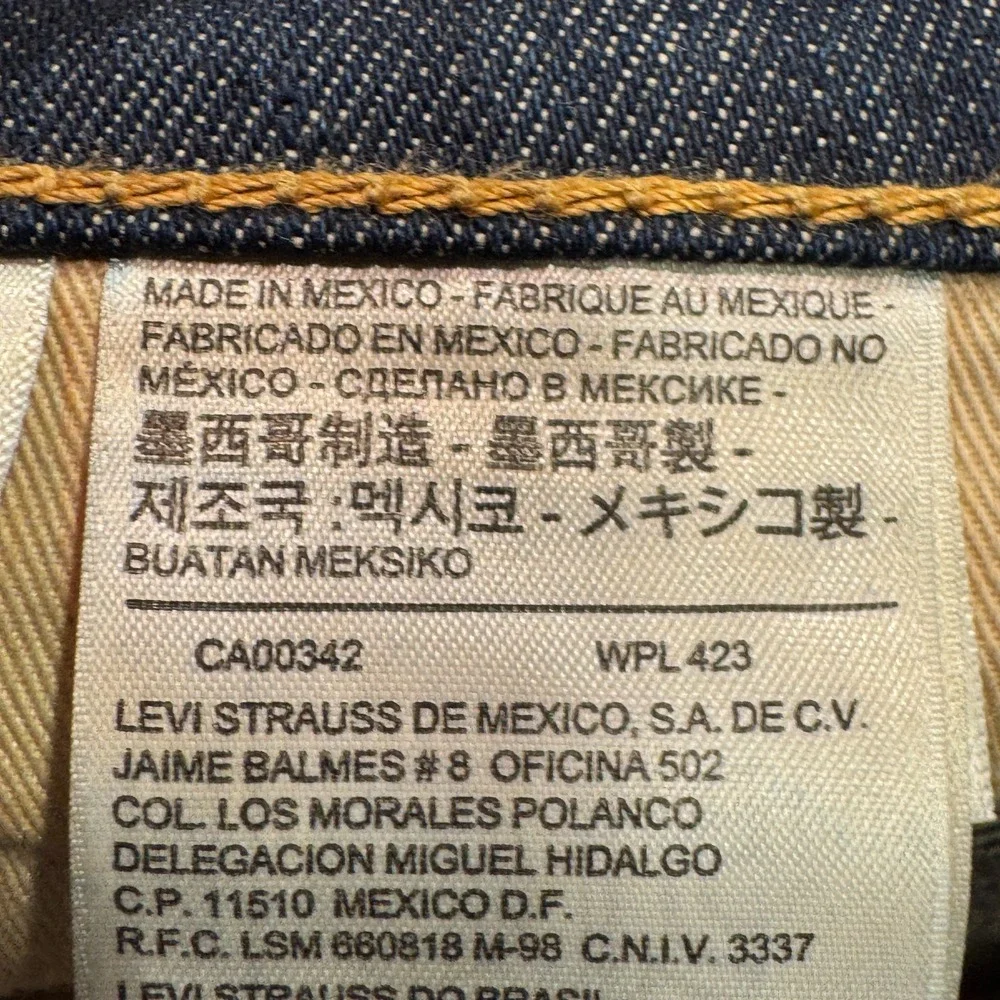 Levi's Straight Blue Denim Jeans White Oak Cone Made in USA 500 Series 34x32 Zip